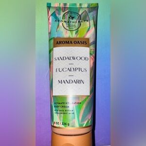 Bath & Body Works Aroma Oasis Sandalwood Eucalyptus Mandarin ultimate hydration